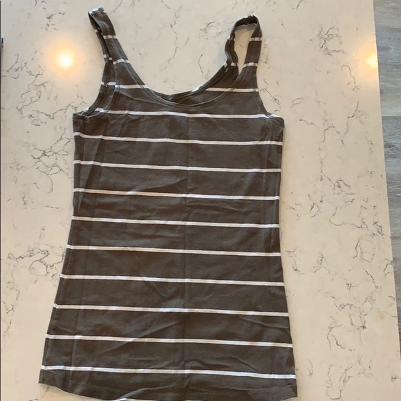 Tank top - Picture 1 of 1